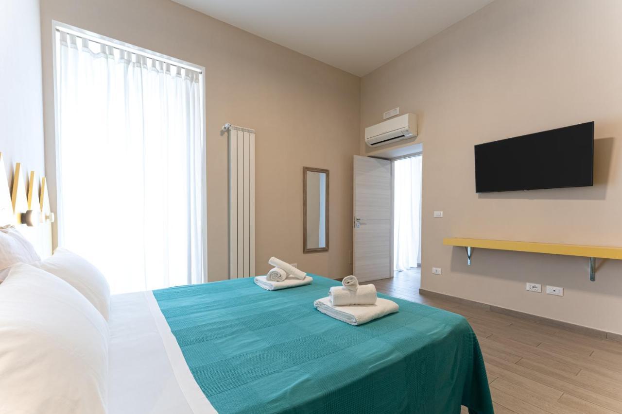 Oceano Rooms Termoli Bagian luar foto