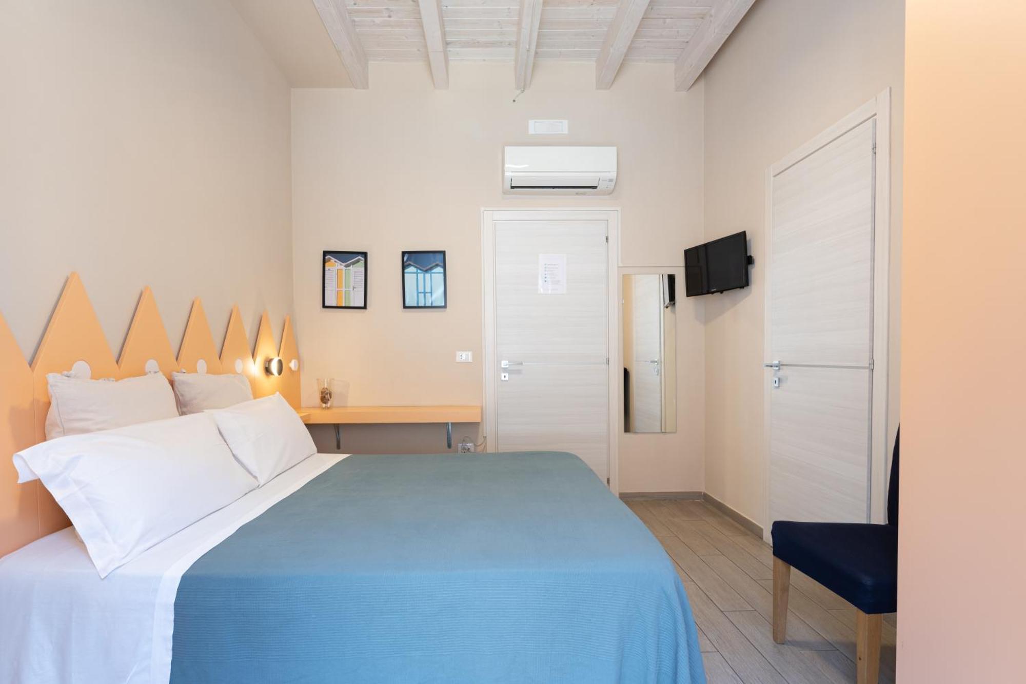 Oceano Rooms Termoli Bagian luar foto