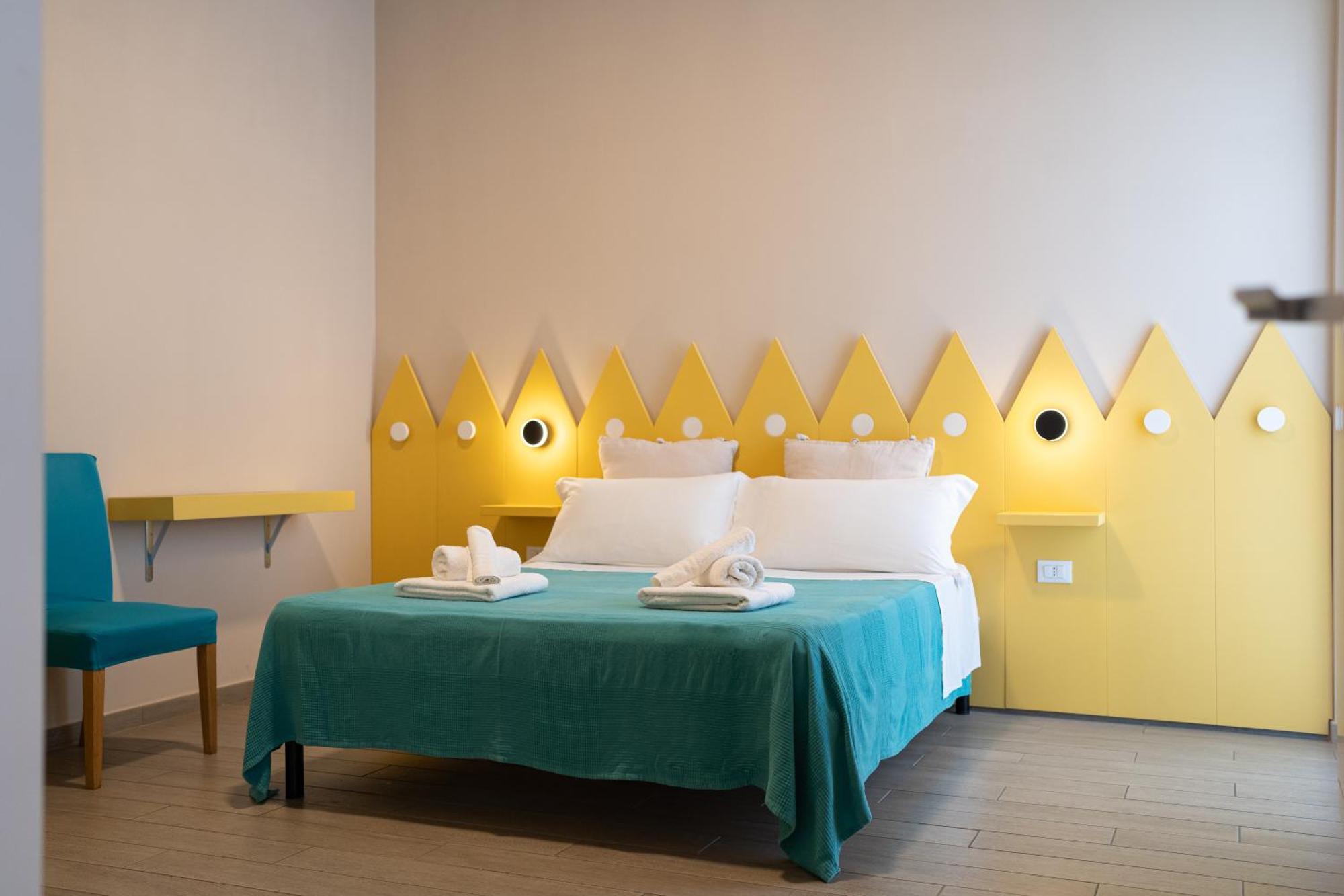 Oceano Rooms Termoli Bagian luar foto